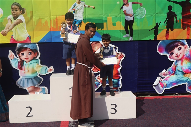 AWARD CEREMONY OF FANCY DRESS & SOLO DANCE(CLASS PRE-PRIMARY)